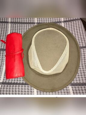 North Hills CC Golf Bundle - USA Breezer Hat, Berman Leather Roll Hiwan Divot